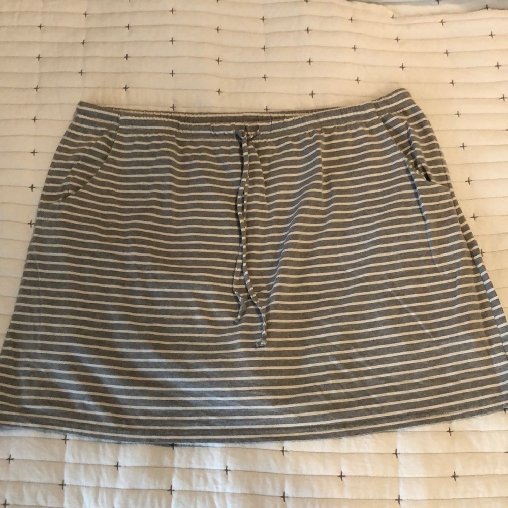 Gray and white striped skort